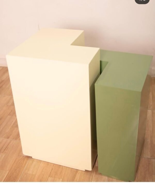 MESA EN MADERA FORMA L