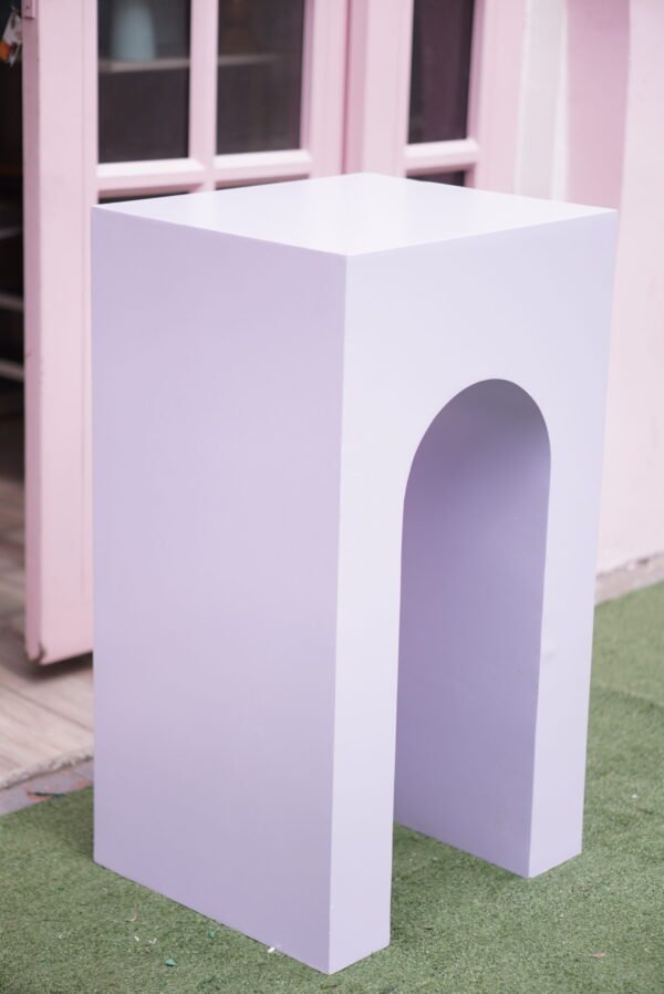 MESA U CUADRADA EN MADERA